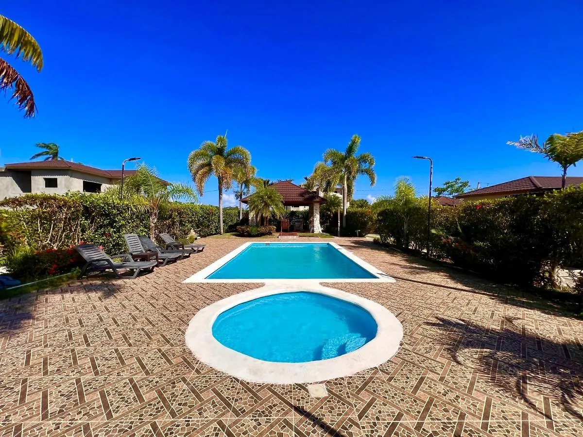Villa Gonzalez - 3Br House & Pool El Puerto  El Puerto (Maria Trinidad Sanchez)